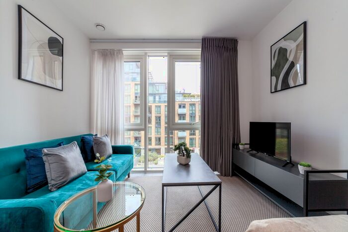 1 Bedroom Flat To Rent In Juniper Drive, London, SW18