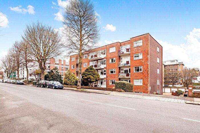 1 Bedroom Apartment For Sale In Palmeira Avenue, Hove, BN3