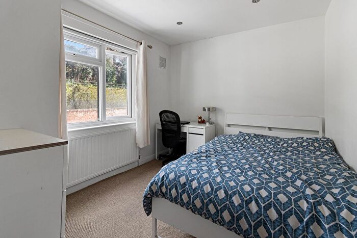 1 Bedroom Semi-Detached House To Rent In King Edward Street, St Davids, Exeter, EX4