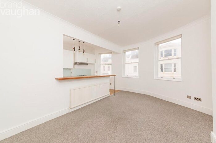 2 Bedroom Flat To Rent In Waterloo Street, Hove, East Sussex, BN3