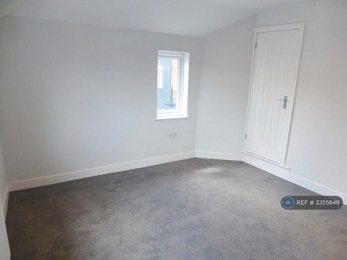 1 Bedroom Flat To Rent In Station Road, Long Eaton, NG10