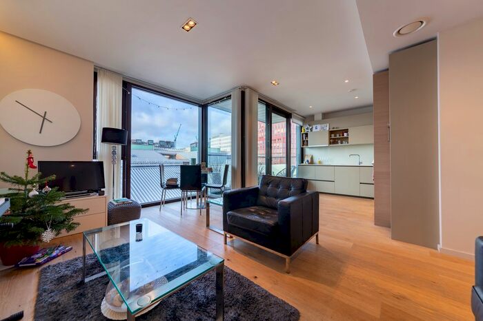 2 Bedroom Flat To Rent In York Way, London, N1C