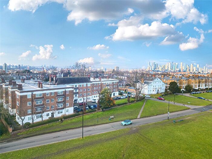 3 Bedroom Flat For Sale In Dartmouth Grove, London, SE10