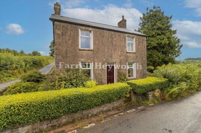 3 Bedroom House For Sale In Lancaster Bank Farm, Capernwray, Carnforth, LA6