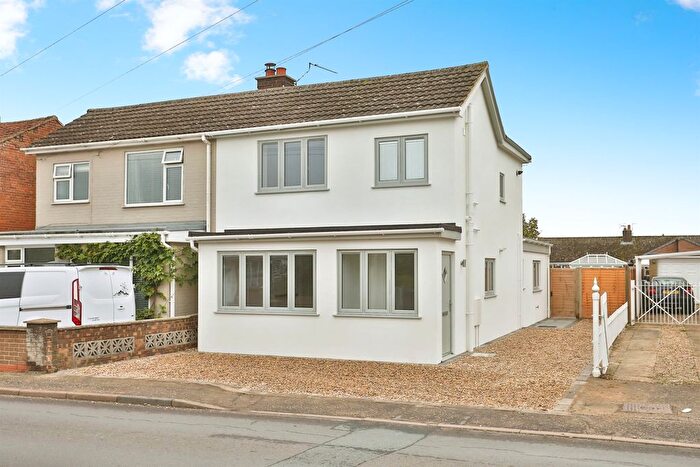 2 Bedroom Semi-detached House For Sale In Shipdham Road, Dereham, NR19