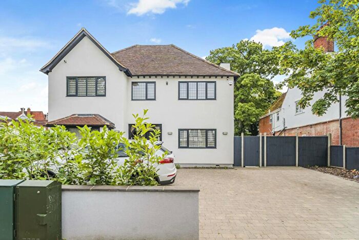 6 Bedroom Detached House To Rent In King Edwards Road, Ruislip, HA4