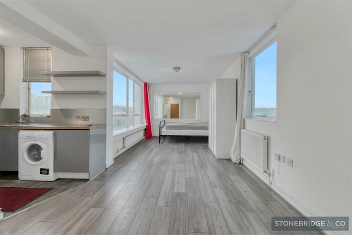 Studio To Rent In Avenue Heights, N6