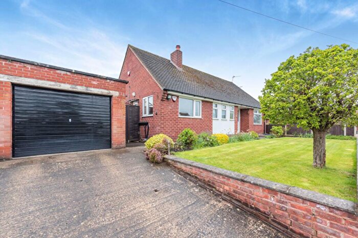 3 Bedroom Detached Bungalow For Sale In Moorfield Road, Hawarden, CH5