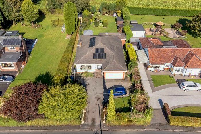 3 Bedroom Detached Bungalow For Sale In Lathom Road, Bickerstaffe, L39