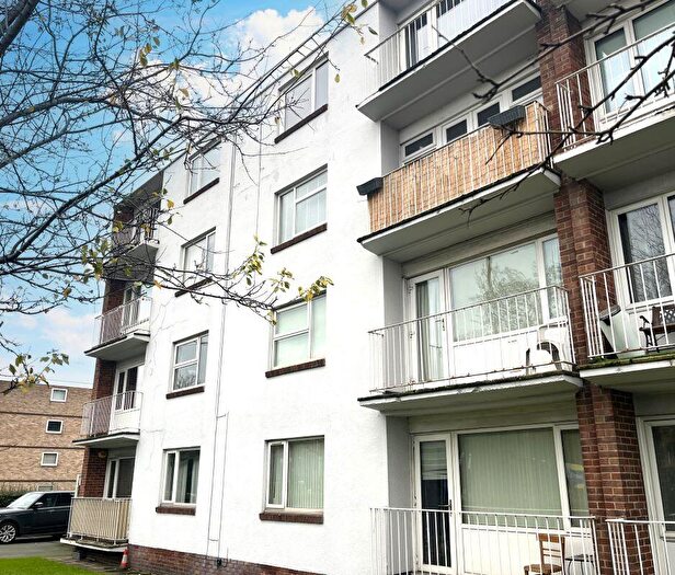2 Bedroom Flat For Sale In Flat Aeneas Court, Mansfield Road, Nottingham, NG5