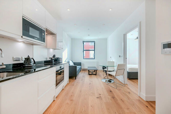 1 Bedroom Terraced House To Rent In Clarendon Place, London, W2