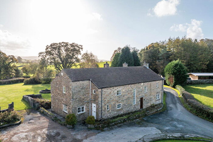 4 Bedroom Detached House For Sale In Moss House Farmhouse, Wennington, Lancaster, LA2