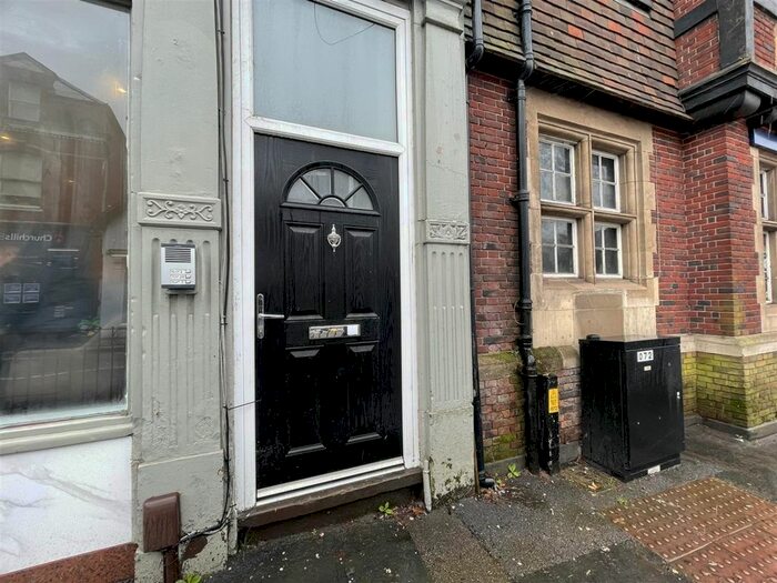 1 Bedroom Flat To Rent In Flat, High Street, Bushey, Hertfordshire, WD23