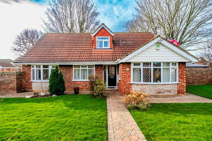 3 Bedroom Bungalow For Sale In Tetney Lane, Holton Le Clay, Grimsby, DN36