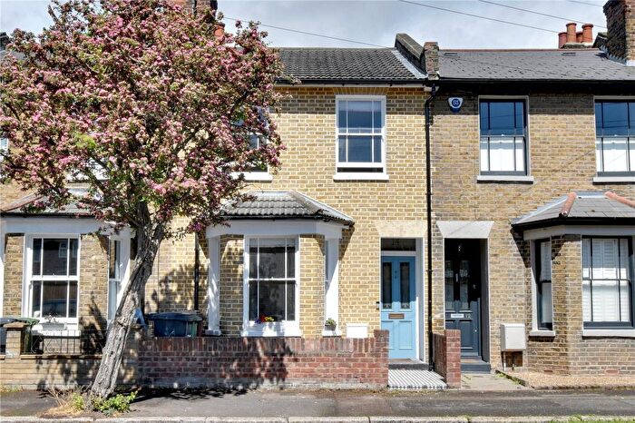 3 Bedroom Terraced House For Sale In Hedgley Street, Lee, London, SE12