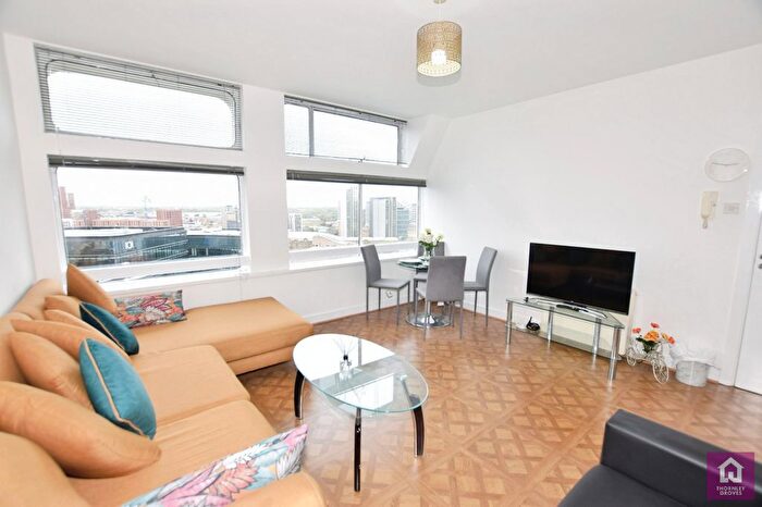 1 Bedroom Flat To Rent In City Heights, Victoria Bridge Street, City Centre, Salford, M3