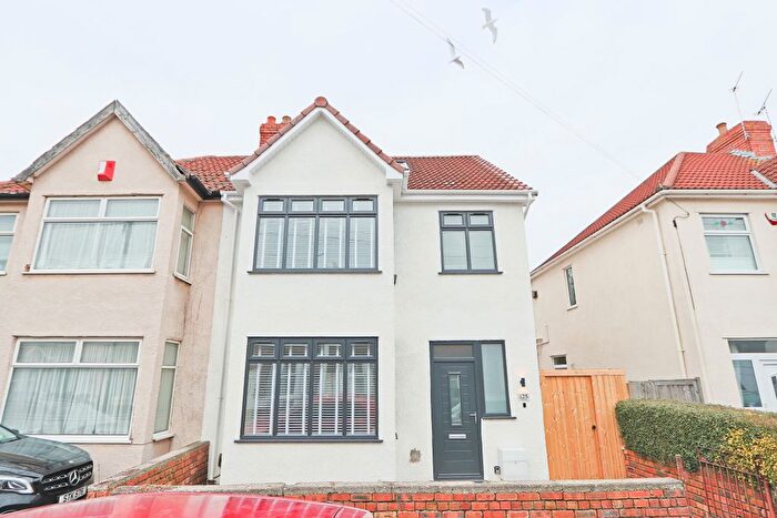 6 Bedroom Detached House To Rent In Lawn Road, Fishponds, Bristol, BS16