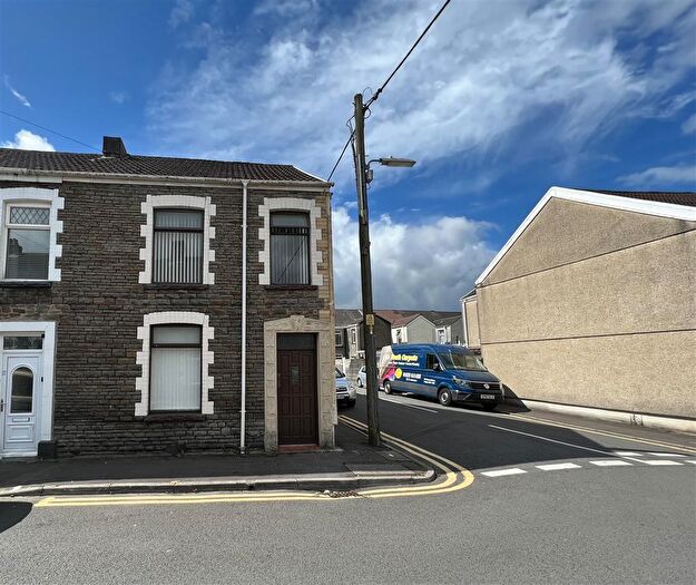 3 Bedroom House To Rent In Southgate Street, Neath, SA11