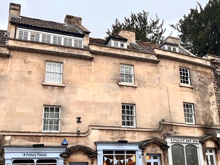 1 Bedroom Maisonette To Rent In Market Street, Bradford-On-Avon, BA15