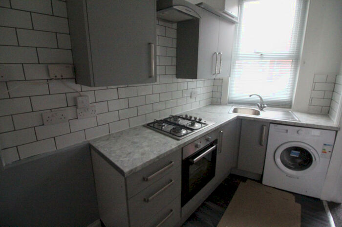 2 Bedroom Terraced House To Rent In Paisley Place, Leeds, West Yorkshire, LS12