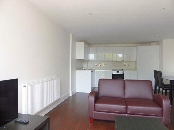 2 Bedroom Flat To Rent In Cawthorne House -, P16