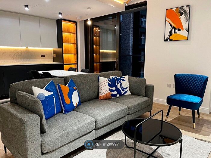 2 Bedroom Flat To Rent In Vermont House, London, EC1V