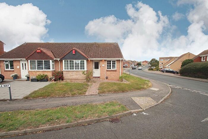 2 Bedroom Bungalow To Rent In Summerfield Road, Cliftonville, Margate, CT9
