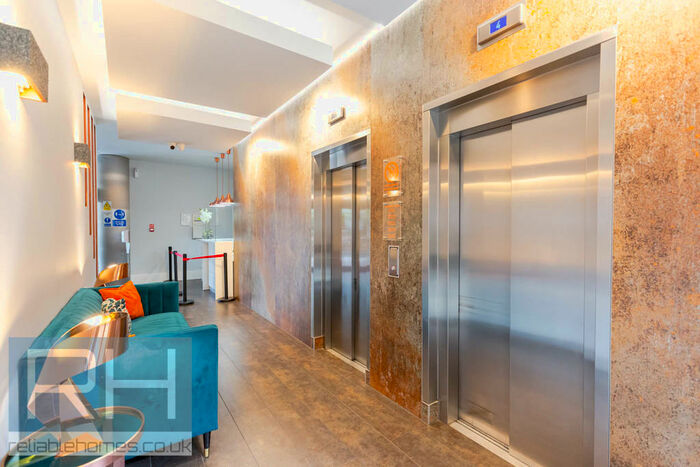 2 Bedroom Apartment To Rent In Lawrence House, City Road, Clerkenwell, London, EC1V