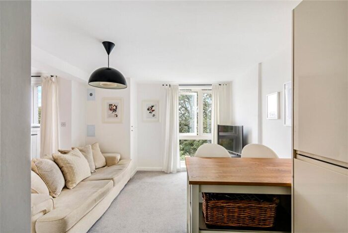1 Bedroom Flat To Rent In Athlone Street, Kentish Town, London, NW5