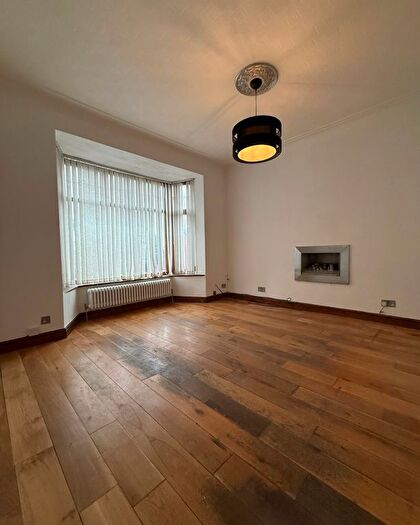 3 Bedroom Terraced House To Rent In Keble Avenue, Oldham, OL8