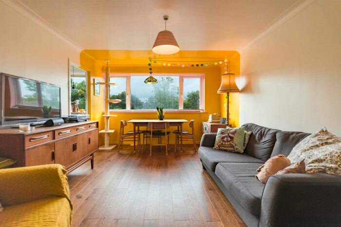 2 Bedroom Flat To Rent In Lonsdale Court, West Jesmond Avenue, Newcastle Upon Tyne, NE2