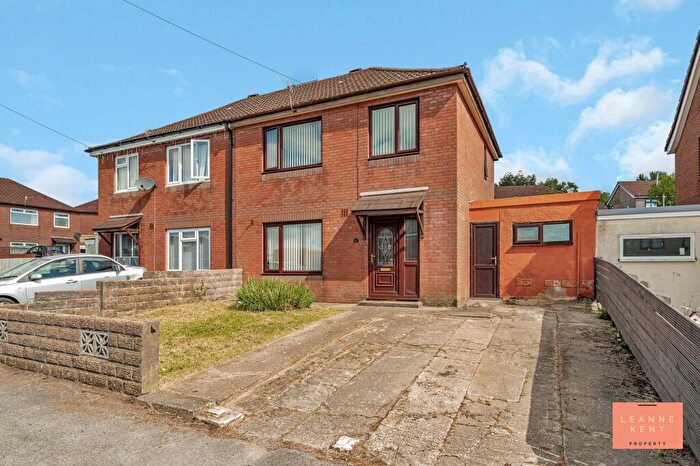 3 Bedroom Semi-Detached House For Sale In Pentwyn, Caerphilly, CF83