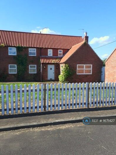 4 Bedroom Detached House To Rent In High Street, Doncaster, DN10