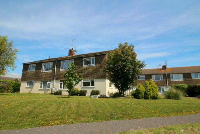 2 Bedroom Flat To Rent In New Barn Lane, North Bersted, Bognor Regis, West Sussex, PO21