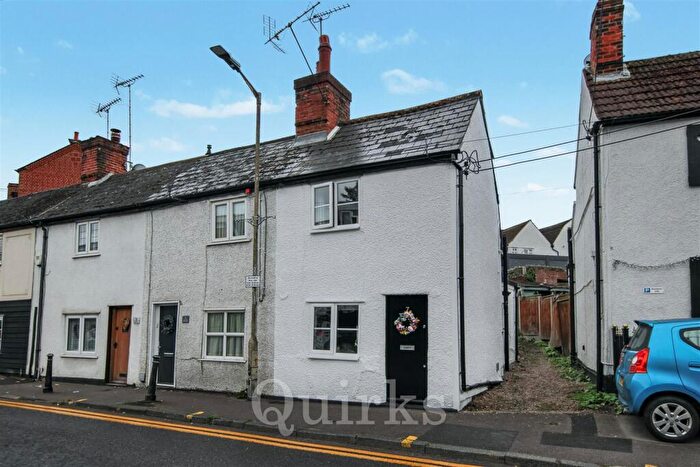 1 Bedroom End Of Terrace House For Sale In Western Road, Billericay, CM12