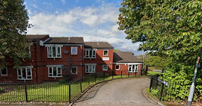 2 Bedroom Flat To Rent In Woodhill Close, Manchester, M12