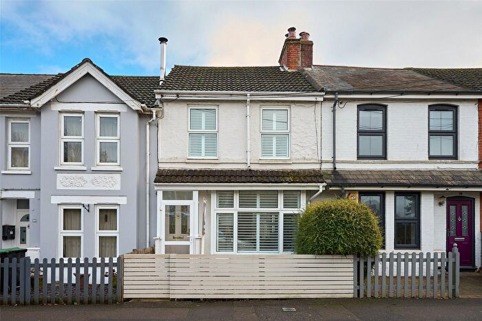 2 Bedroom Terraced House For Sale In Christchurch Road, New Milton, Hampshire, BH25