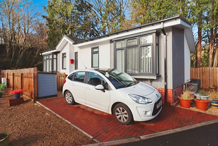 2 Bedroom Property For Sale In Riverside Drive, Frenchay, Bristol, BS16