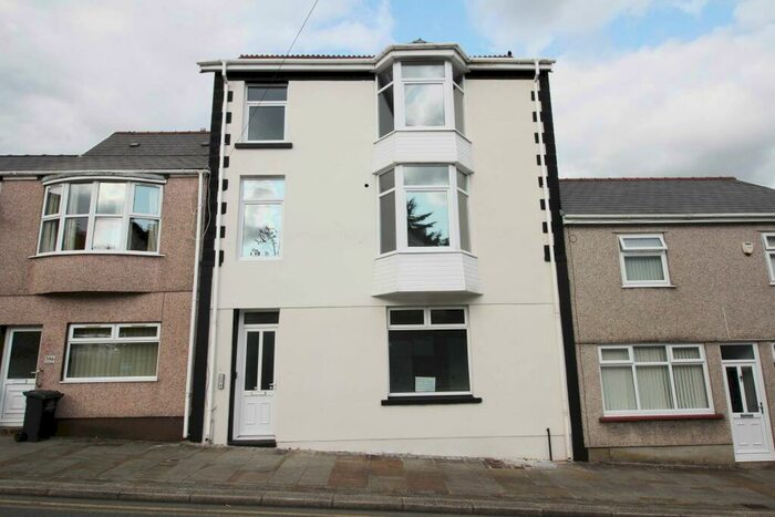1 Bedroom Apartment To Rent In Flat Morgan Street, NP22