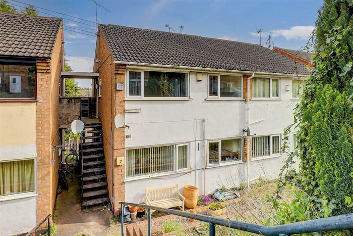 2 Bedroom Maisonette To Rent In Chesterfield Court, Gedling, Nottingham, NG4