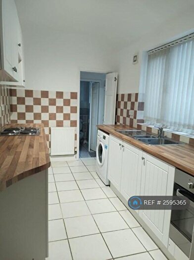 2 Bedroom Terraced House To Rent In London Road, Stoke-On-Trent, ST4