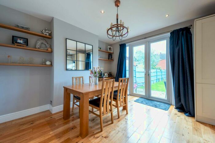 3 Bedroom Terraced House To Rent In Byron Avenue, New Malden, KT3