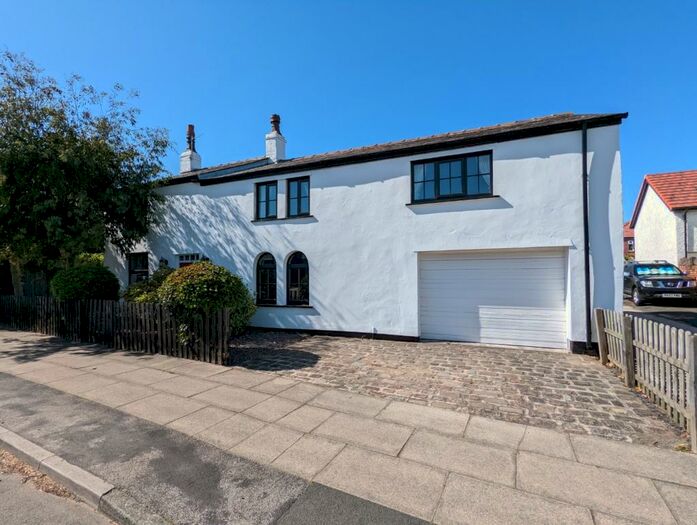 3 Bedroom Detached House To Rent In Moss Lane, Churchtown, Southport, Merseyside, PR9