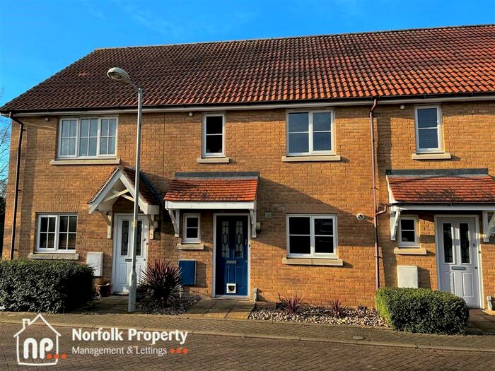 3 Bedroom Property To Rent In Lobelia Close, Wymondham, NR18