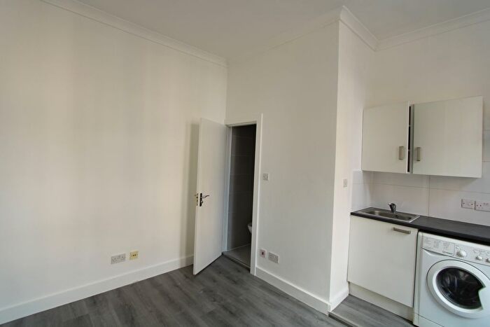 Studio To Rent In Fulham, SW6