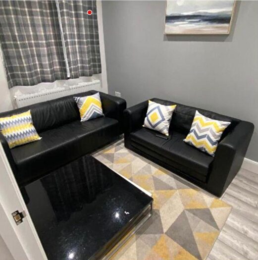 7 Bedroom Property To Rent In Woodfield Road, Hounslow, TW4