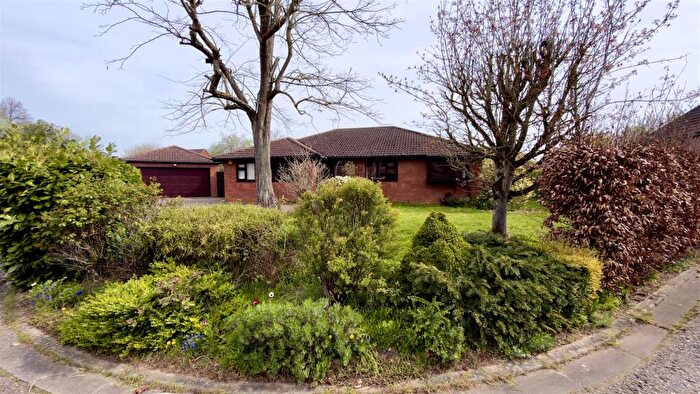 4 Bedroom Detached Bungalow For Sale In The Paddocks, Peterborough, PE4