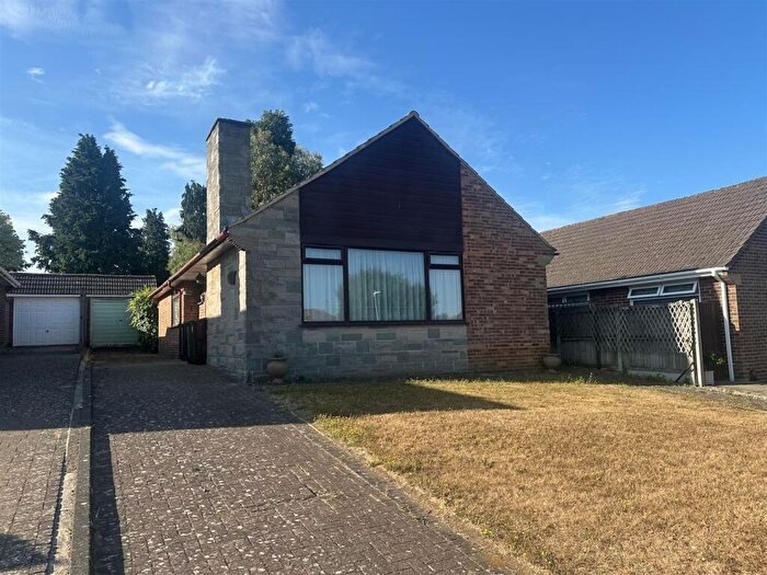 2 Bedroom Detached Bungalow For Sale In Howard Drive, Maidstone, ME16