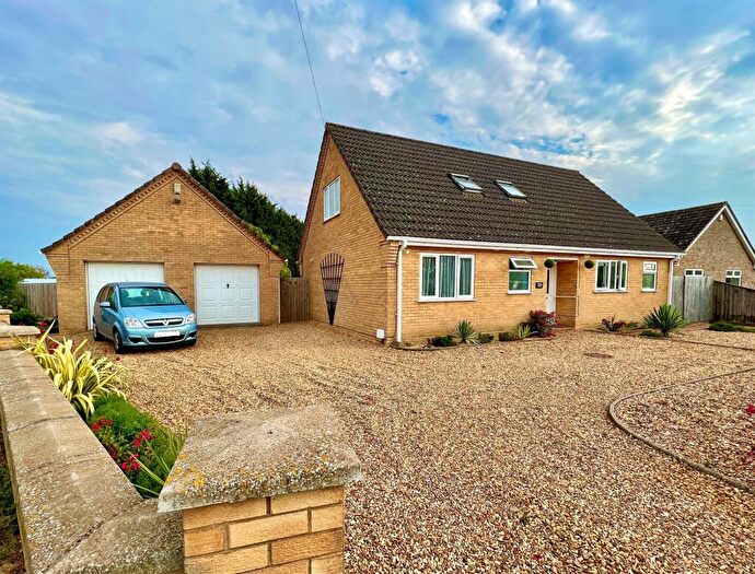 4 Bedroom Detached House For Sale In King Street, Wimblington, March, PE15