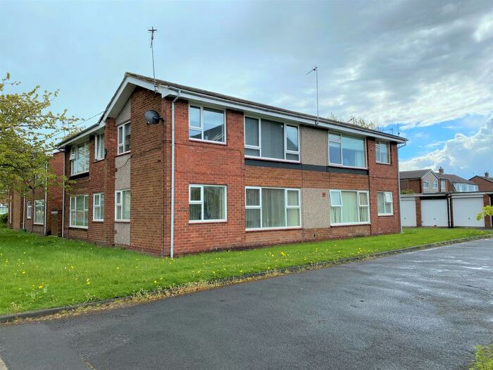 1 Bedroom Flat To Rent In Cheviot Court, Morpeth, NE61